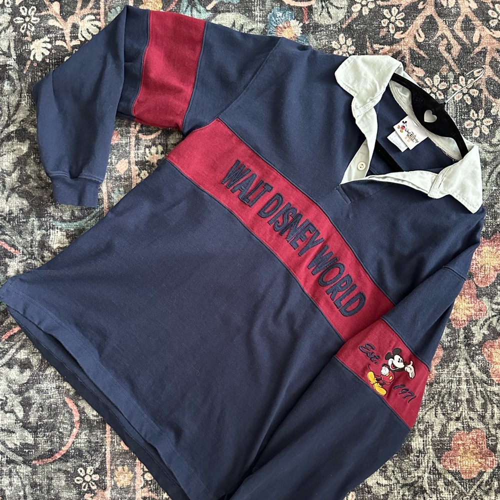 Vintage 1971 Disney Embroidered Long Sleeve